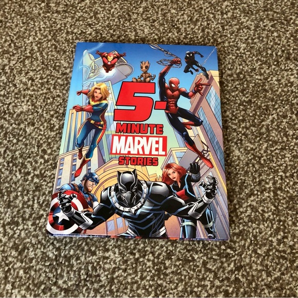5 Minute Marvel Stories Book - Picture 2 of 10